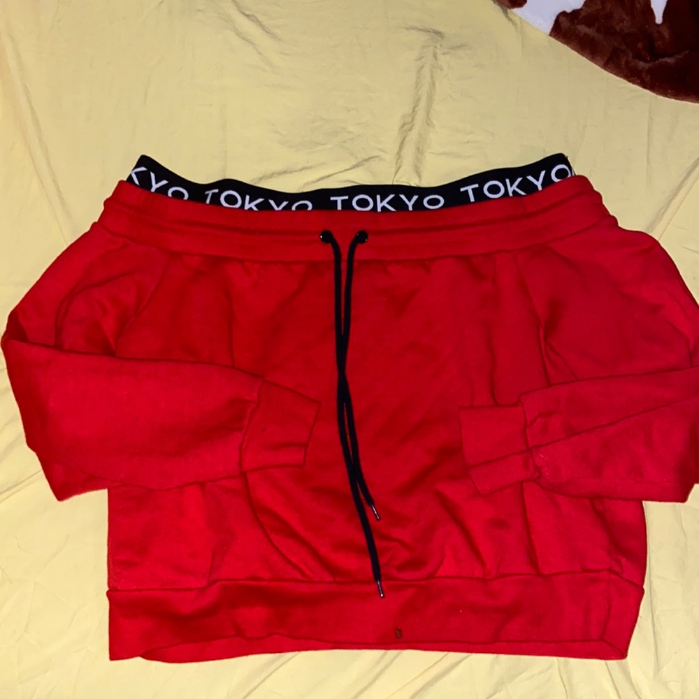 Off the shoulder Tokyo sweatshirt